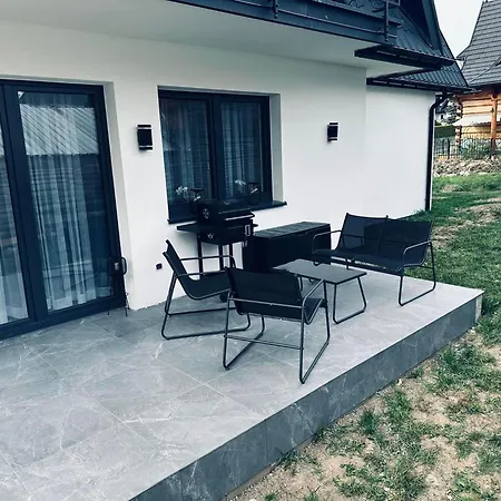 Villa Tatrzanski & *