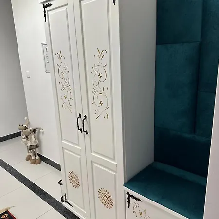 Tatrzanski & * Poronin